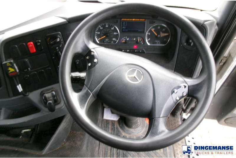Leasing of Mercedes-Benz Axor 2529 6x2 RHD + Fassi F110 crane Mercedes-Benz Axor 2529 6x2 RHD + Fassi F110 crane: picture 16