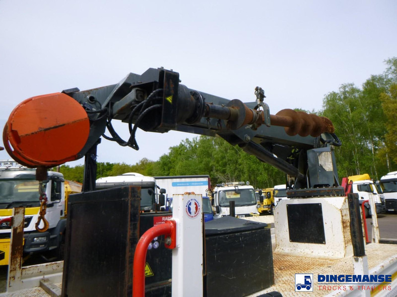 Drilling rig Renault D 240 DTI 4x2 + Risa G2T drilling installation: picture 16 Drilling rig Renault D 240 DTI 4x2 + Risa G2T drilling installation: picture 16