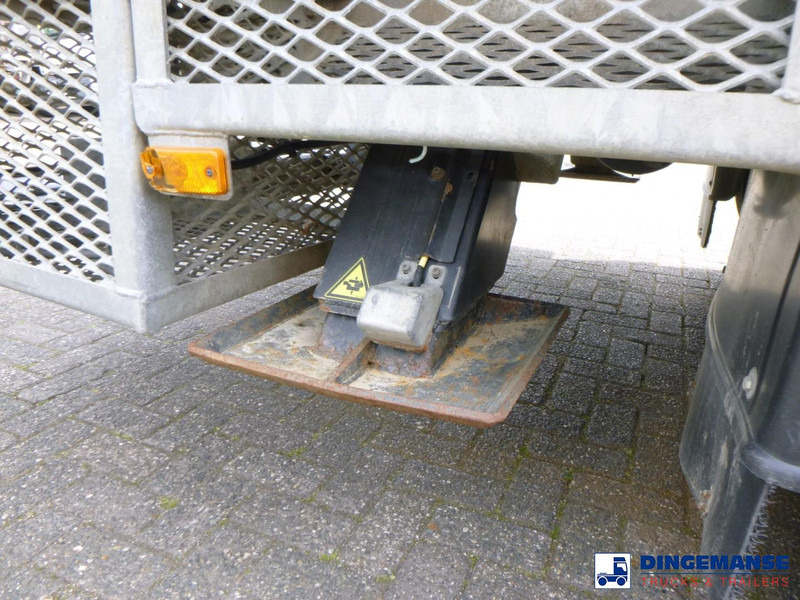 Drilling rig Renault D 240 DTI 4x2 + Risa G2T drilling installation: picture 10 Drilling rig Renault D 240 DTI 4x2 + Risa G2T drilling installation: picture 10