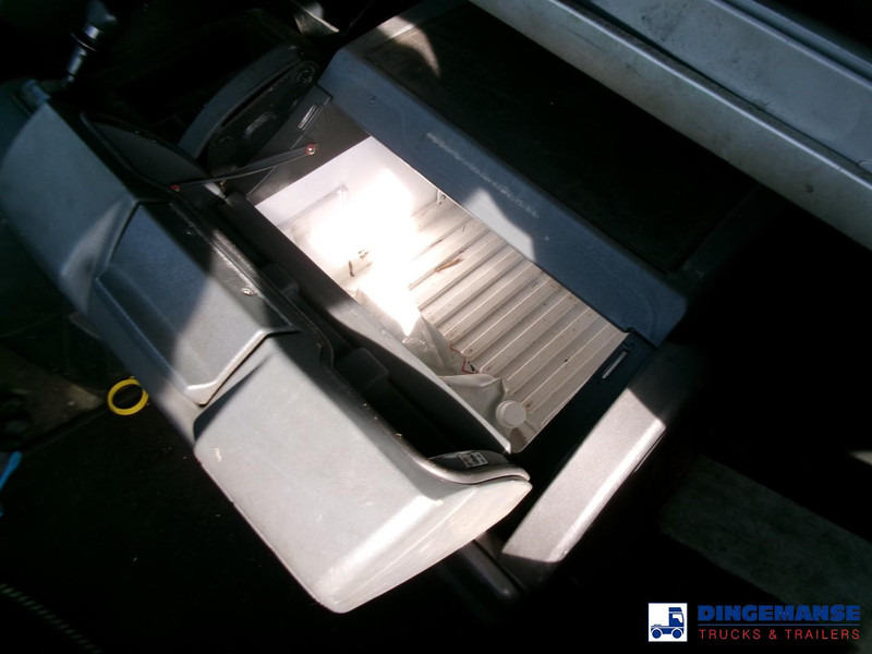 Tractor unit MAN TGX 26.480 6X2 RHD: picture 15 Tractor unit MAN TGX 26.480 6X2 RHD: picture 15