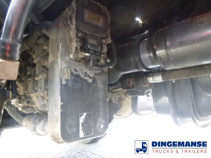 Tractor unit MAN TGX 33.560 6X4 + Retarder + Hydraulics / 96 t: picture 9