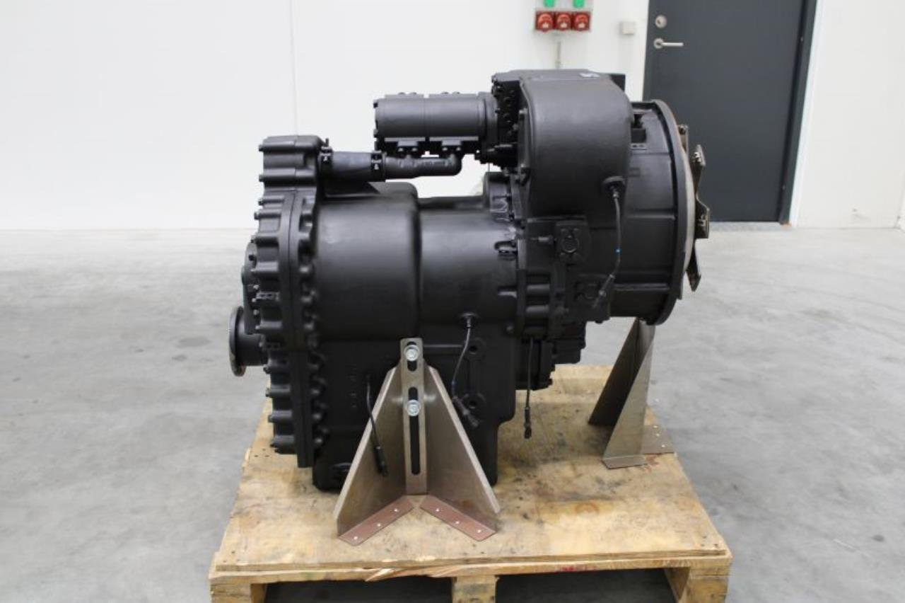 Dana 15.7TE 32418-81 - Transmission for Material handling equipment: picture 1 Dana 15.7TE 32418-81 - Transmission for Material handling equipment: picture 1