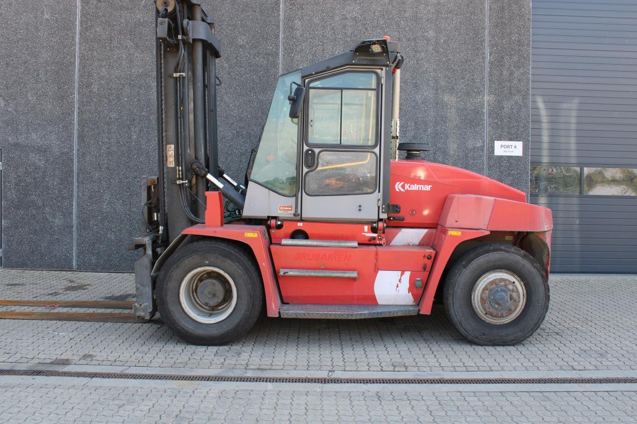 Kalmar DCE100-6 - Diesel forklift: picture 1 Kalmar DCE100-6 - Diesel forklift: picture 1