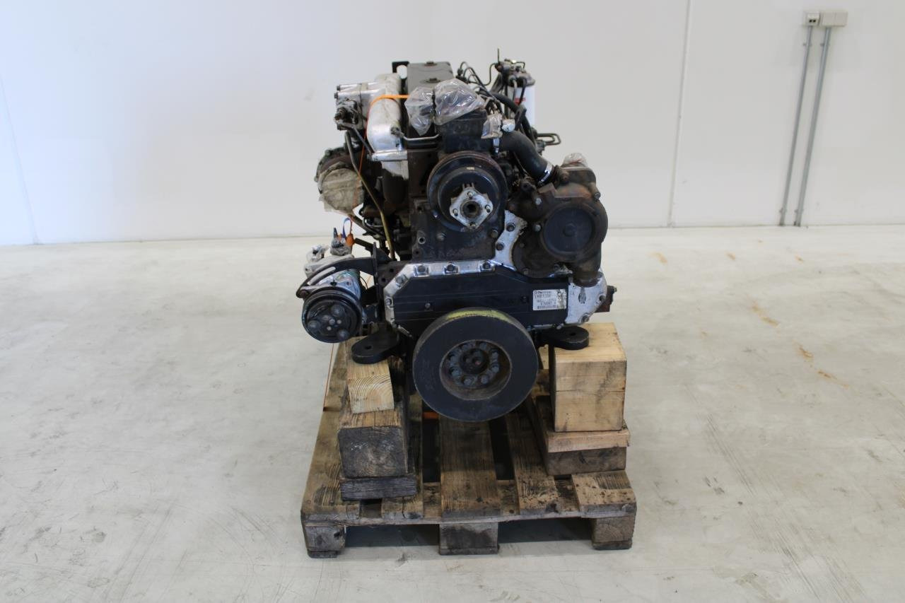 Perkins  - Engine: picture 4 Perkins  - Engine: picture 4