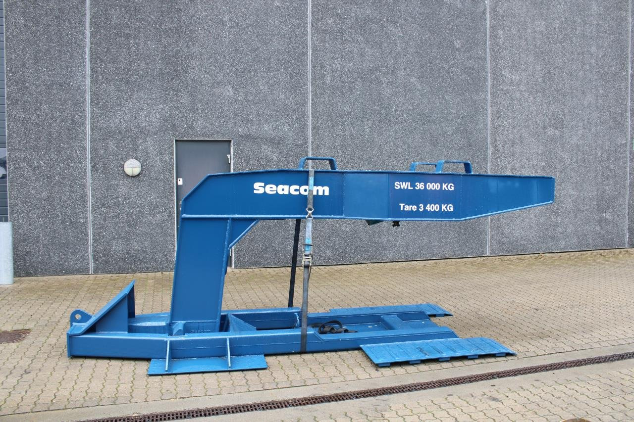 Seacom SEACOM SH36 - Port equipment: picture 1 Seacom SEACOM SH36 - Port equipment: picture 1