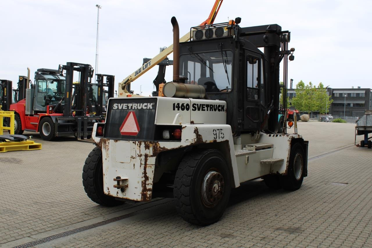 SveTruck 1460 - Diesel forklift: picture 3 SveTruck 1460 - Diesel forklift: picture 3