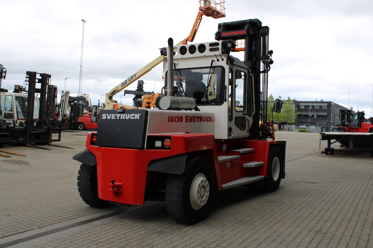 SveTruck 16120-38 - Diesel forklift: picture 3 SveTruck 16120-38 - Diesel forklift: picture 3