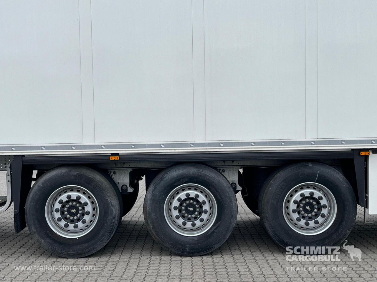 SCHMITZ Auflieger Tiefkühler Standard Double deck - Isothermal semi-trailer: picture 4 SCHMITZ Auflieger Tiefkühler Standard Double deck - Isothermal semi-trailer: picture 4