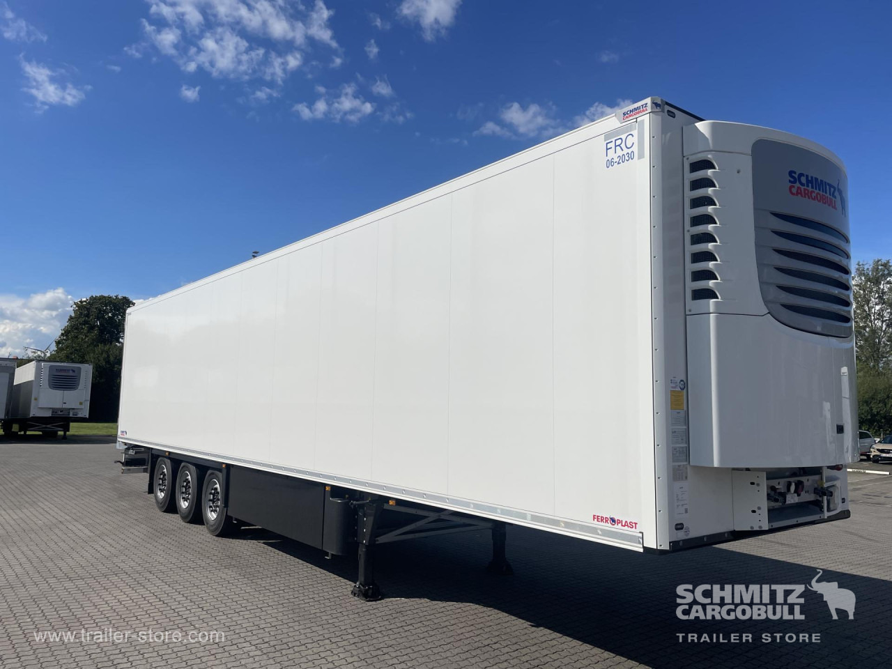 New Isothermal semi-trailer SCHMITZ Auflieger Tiefkühler Standard Double deck: picture 1