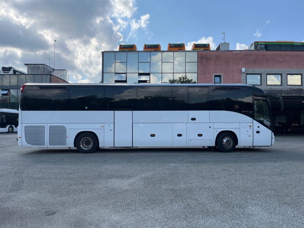 N.2 IVECO MAGELYS – Anno 2019 - Coach: picture 5 N.2 IVECO MAGELYS – Anno 2019 - Coach: picture 5