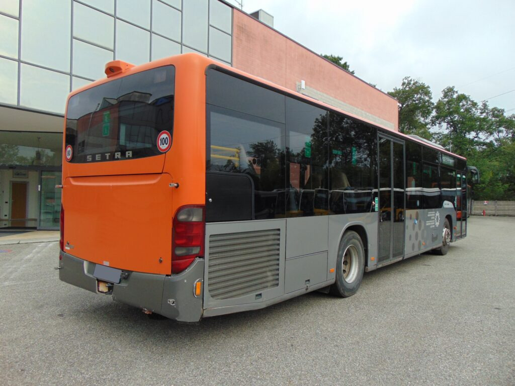 Leasing of  N.3 SETRA S 415 NF – Anno 2008 N.3 SETRA S 415 NF – Anno 2008: picture 7