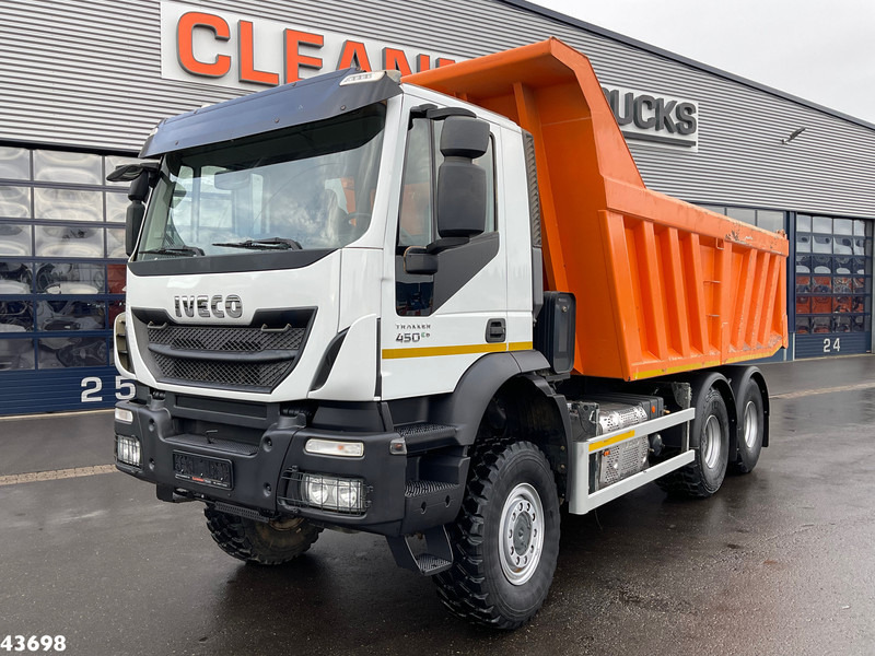 Iveco Trakker AD260TW450 6x6 Euro 6 Manual Full steel Just 25.974 km! - Tipper: picture 2 Iveco Trakker AD260TW450 6x6 Euro 6 Manual Full steel Just 25.974 km! - Tipper: picture 2