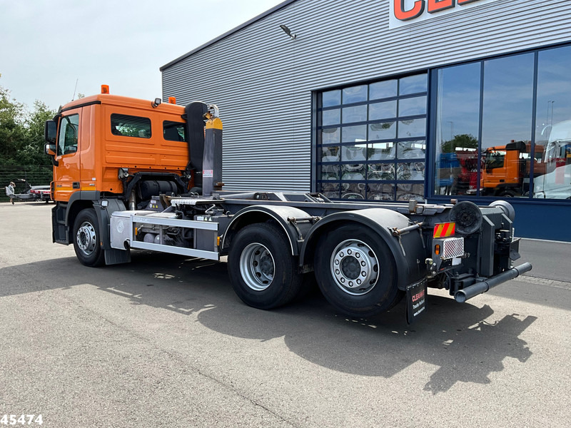 Mercedes-Benz Actros 2541 6x2 VDL 20 Ton haakarmsysteem - Hook lift truck: picture 2 Mercedes-Benz Actros 2541 6x2 VDL 20 Ton haakarmsysteem - Hook lift truck: picture 2