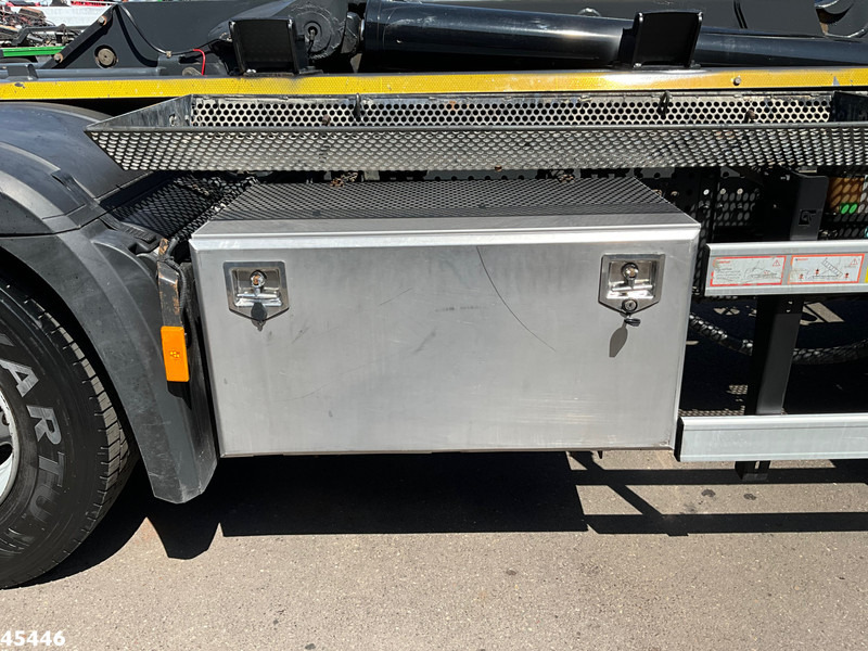 Hook lift truck Mercedes-Benz Antos 2543 Euro 6 Multilift 26 Ton haakarmsysteem: picture 8