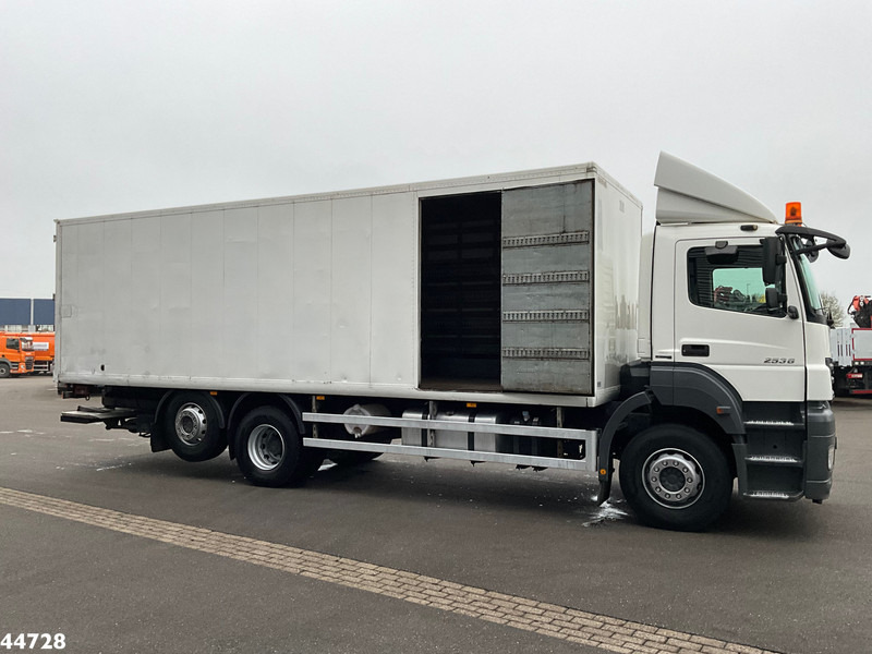 Mercedes-Benz Axor 2636 6x2 Dhollandia laadklep Just 265.901 km! - Box truck: picture 5 Mercedes-Benz Axor 2636 6x2 Dhollandia laadklep Just 265.901 km! - Box truck: picture 5