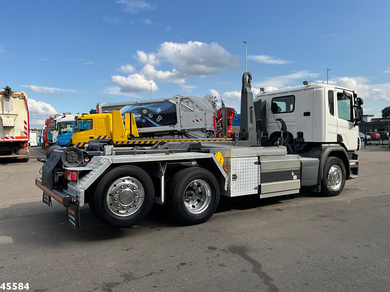 Scania P 340 Euro 6 CNG 21 Ton haakarmsysteem Just 140.611 km! - Hook lift truck: picture 5 Scania P 340 Euro 6 CNG 21 Ton haakarmsysteem Just 140.611 km! - Hook lift truck: picture 5