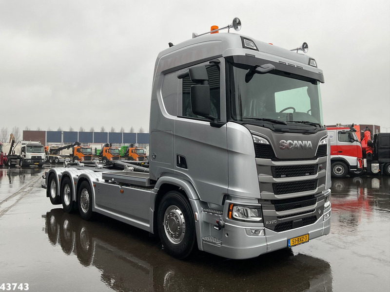 Scania R770 V8 8x2 Euro 6 Retarder Hyvalift 26 Ton NEW AND UNUSED! - Hook lift truck: picture 3 Scania R770 V8 8x2 Euro 6 Retarder Hyvalift 26 Ton NEW AND UNUSED! - Hook lift truck: picture 3