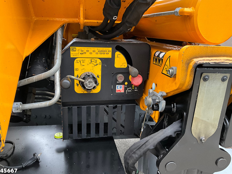 Leasing of Scania T 93 4x2 Kipper met 31 Tonmeter laadkraan (bj 2005) + Fly-JIb! Just 118.736 km! Scania T 93 4x2 Kipper met 31 Tonmeter laadkraan (bj 2005) + Fly-JIb! Just 118.736 km!: picture 12