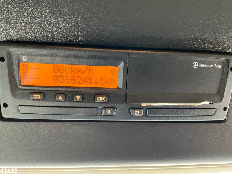 Tractor unit Mercedes-Benz Arocs 5063 SLT 10x4 Zwaartransport 180 TON: picture 11 Tractor unit Mercedes-Benz Arocs 5063 SLT 10x4 Zwaartransport 180 TON: picture 11