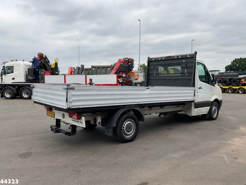 Volkswagen Crafter 35 2.5 TDI - Dropside/ Flatbed truck: picture 4 Volkswagen Crafter 35 2.5 TDI - Dropside/ Flatbed truck: picture 4