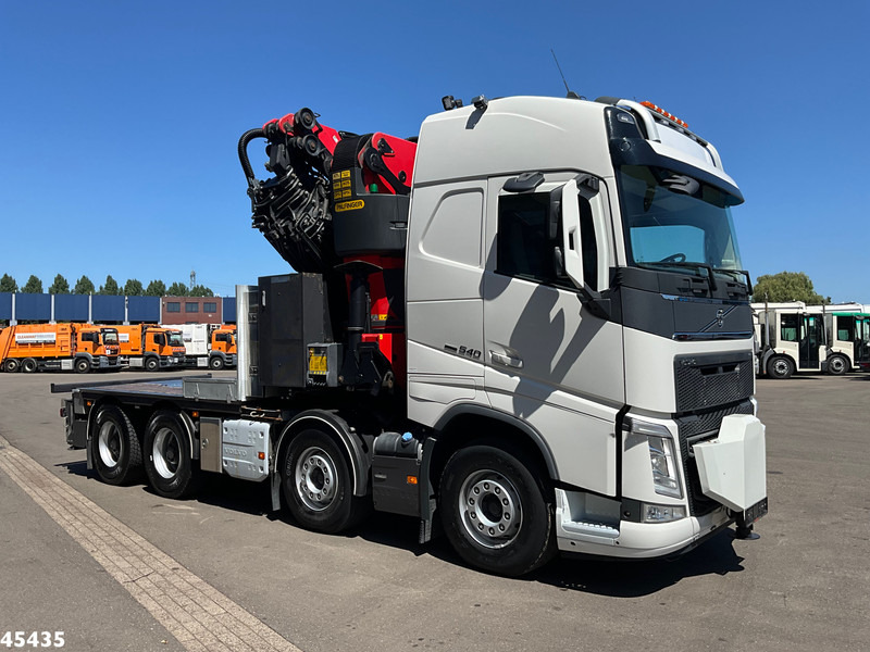 Volvo FH 540 8x4 Euro 6 Palfinger 92 Tonmeter laadkraan + Fly-jib Just 107.008 km! - Crane truck: picture 3 Volvo FH 540 8x4 Euro 6 Palfinger 92 Tonmeter laadkraan + Fly-jib Just 107.008 km! - Crane truck: picture 3