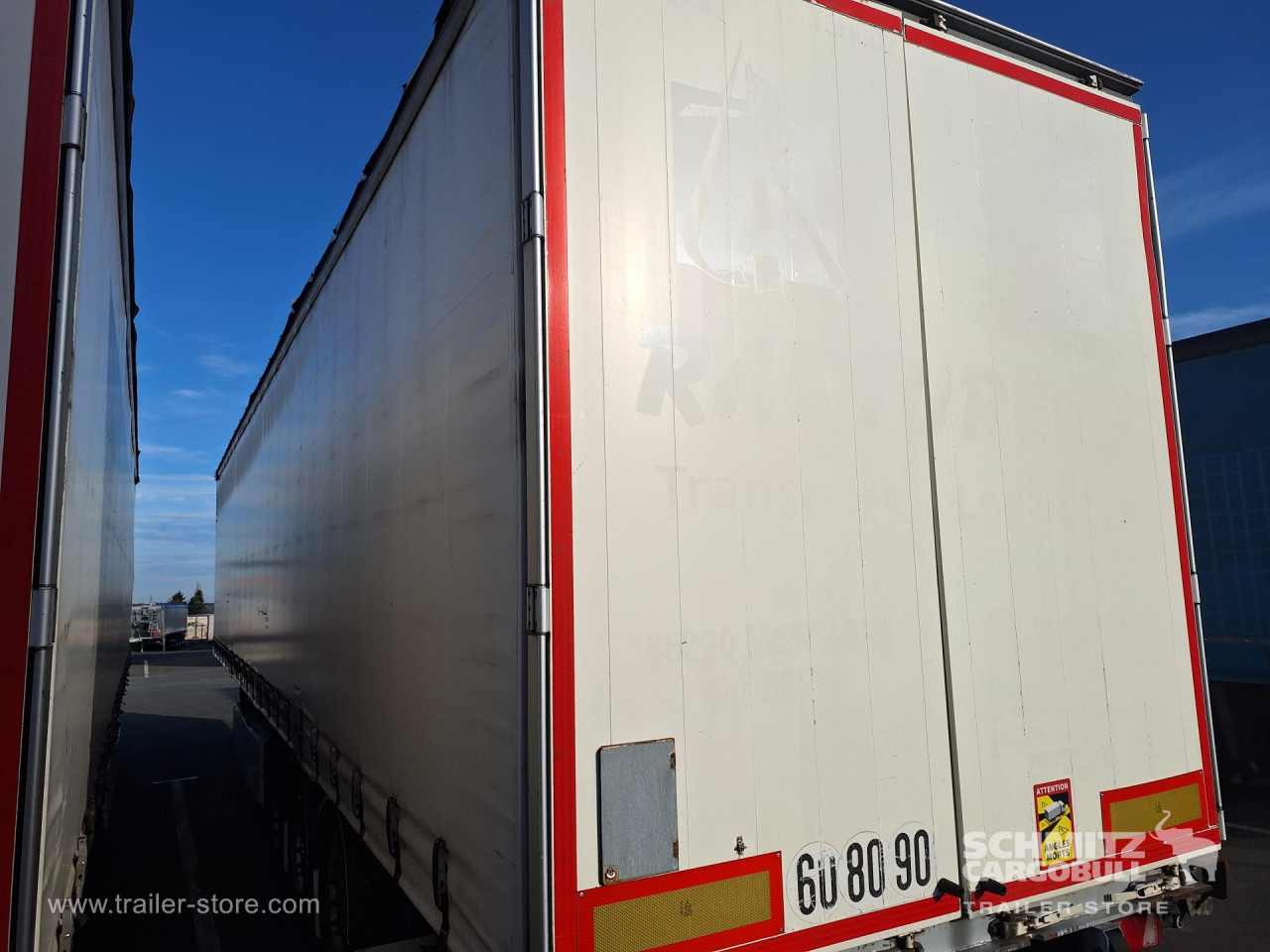 FRUEHAUF Curtainsider Standard Taillift - Curtainsider semi-trailer: picture 3 FRUEHAUF Curtainsider Standard Taillift - Curtainsider semi-trailer: picture 3