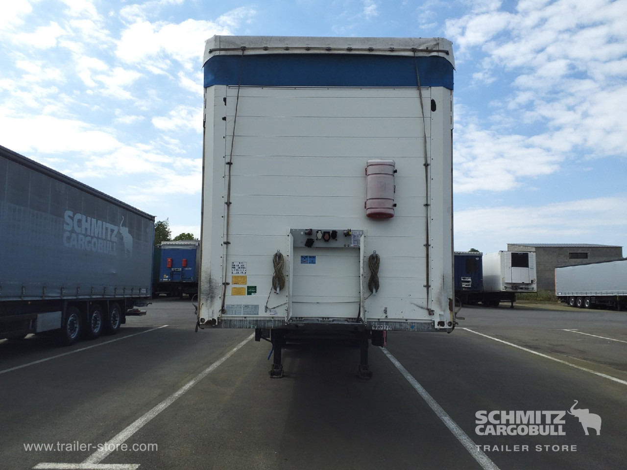 SCHMITZ Curtainsider Standard - Curtainsider semi-trailer: picture 2 SCHMITZ Curtainsider Standard - Curtainsider semi-trailer: picture 2
