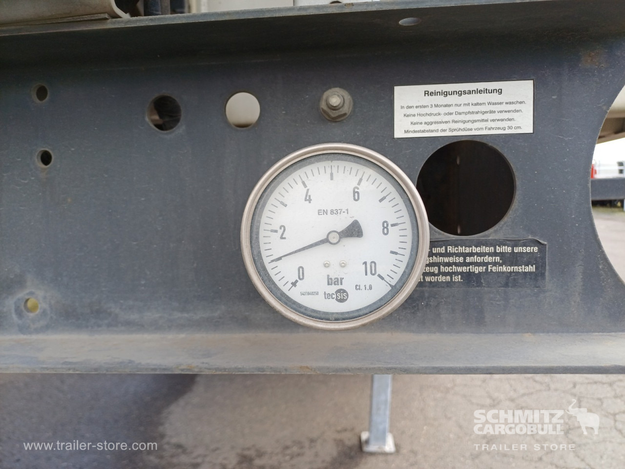 LANGENDORF Auflieger Kipper Alukastenmulde 24m³ - Tipper semi-trailer: picture 4 LANGENDORF Auflieger Kipper Alukastenmulde 24m³ - Tipper semi-trailer: picture 4