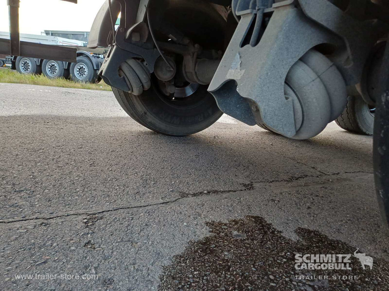 SCHMITZ Auflieger Kipper Alukastenmulde 44m³ - Tipper semi-trailer: picture 3 SCHMITZ Auflieger Kipper Alukastenmulde 44m³ - Tipper semi-trailer: picture 3