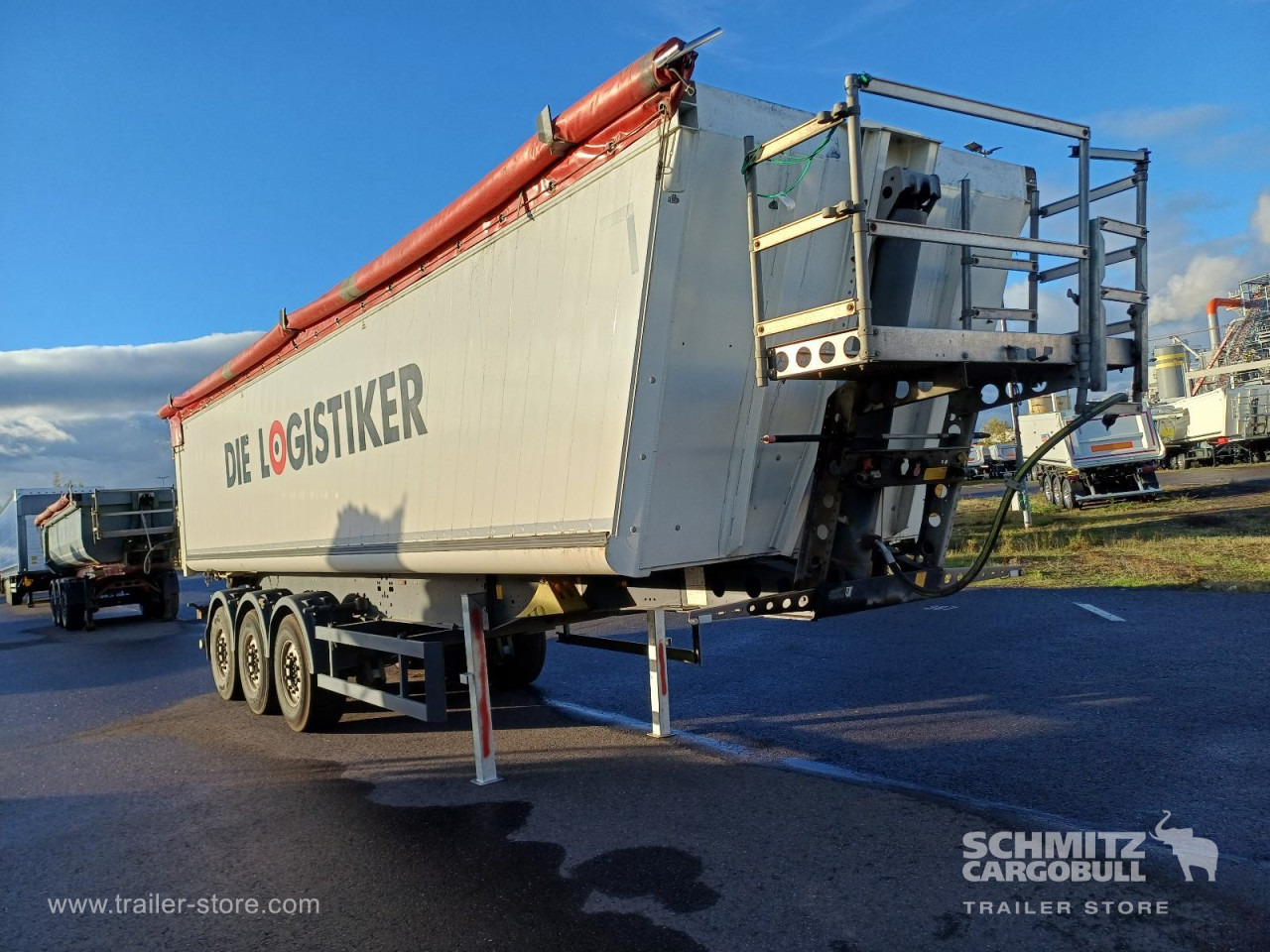 SCHMITZ Auflieger Kipper Alukastenmulde 44m³ - Tipper semi-trailer: picture 1 SCHMITZ Auflieger Kipper Alukastenmulde 44m³ - Tipper semi-trailer: picture 1