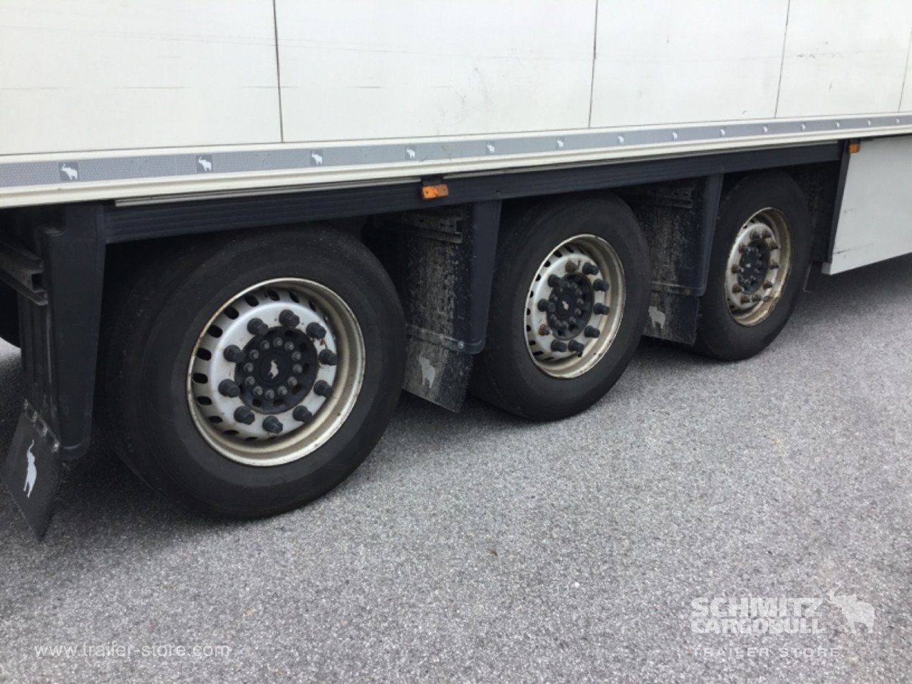 SCHMITZ Reefer Meat hanging system - Isothermal semi-trailer: picture 2 SCHMITZ Reefer Meat hanging system - Isothermal semi-trailer: picture 2