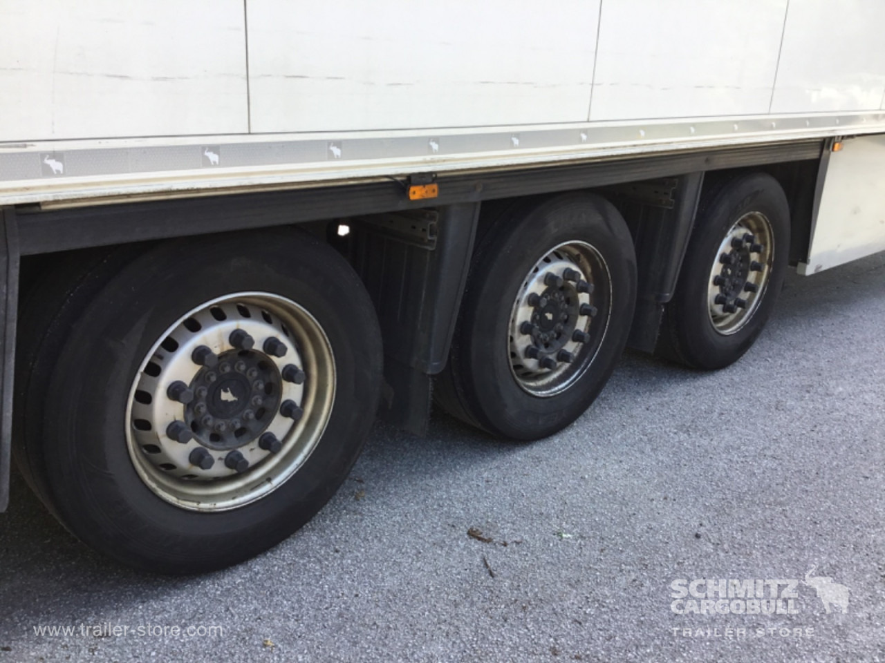 SCHMITZ Reefer Meat hanging system - Isothermal semi-trailer: picture 3 SCHMITZ Reefer Meat hanging system - Isothermal semi-trailer: picture 3