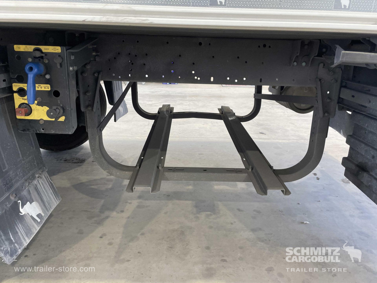SCHMITZ Semiremolque Frigo Multitemperatura - Isothermal semi-trailer: picture 2 SCHMITZ Semiremolque Frigo Multitemperatura - Isothermal semi-trailer: picture 2