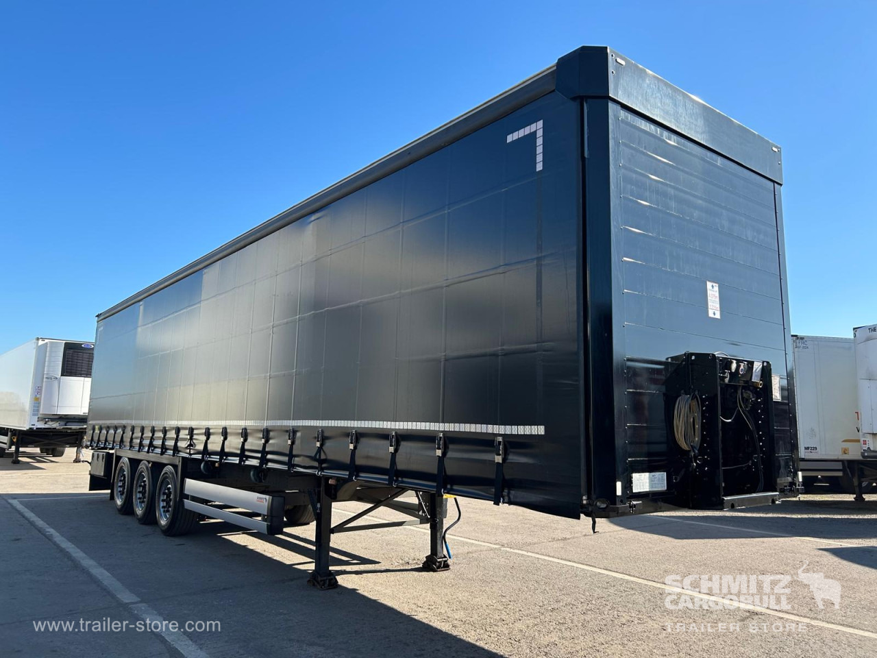 SCHMITZ Curtainsider Standard UK - Curtainsider semi-trailer: picture 1 SCHMITZ Curtainsider Standard UK - Curtainsider semi-trailer: picture 1