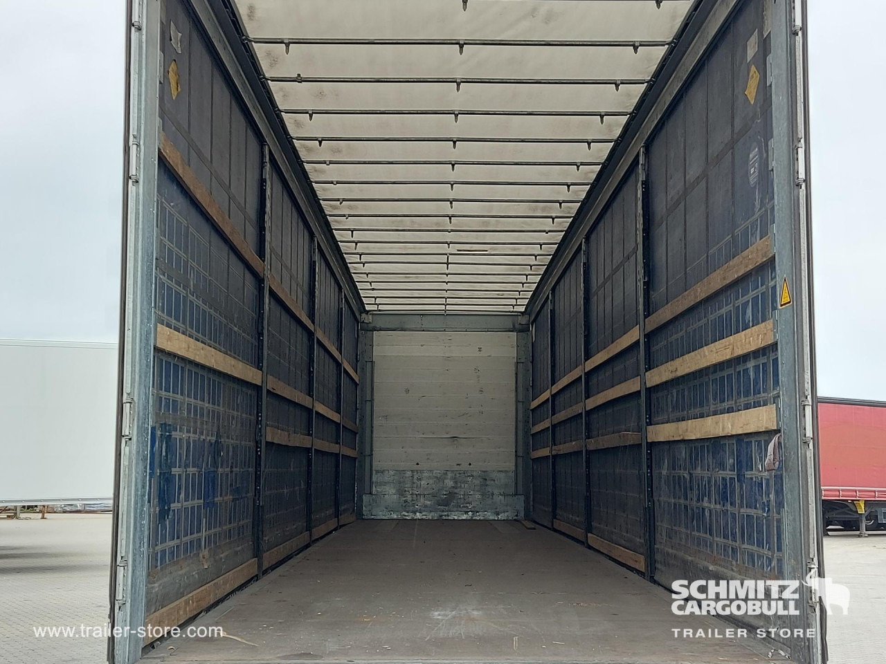 SCHMITZ Curtainsider Mega - Curtainsider semi-trailer: picture 2 SCHMITZ Curtainsider Mega - Curtainsider semi-trailer: picture 2