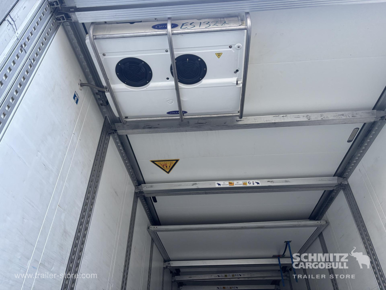 SCHMITZ Reefer Standard Double deck - Isothermal semi-trailer: picture 2 SCHMITZ Reefer Standard Double deck - Isothermal semi-trailer: picture 2