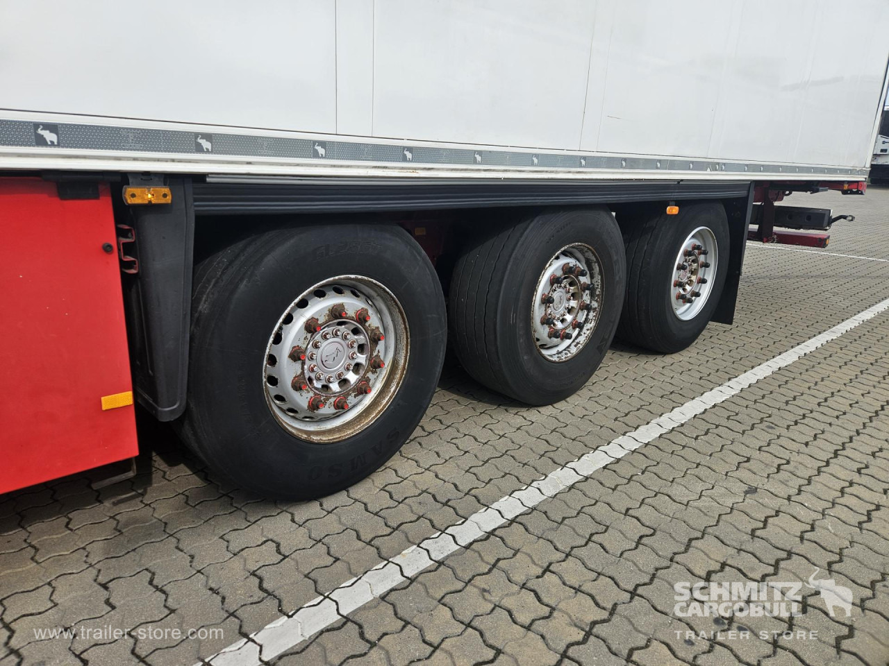 Isothermal semi-trailer SCHMITZ Reefer Multitemp: picture 12