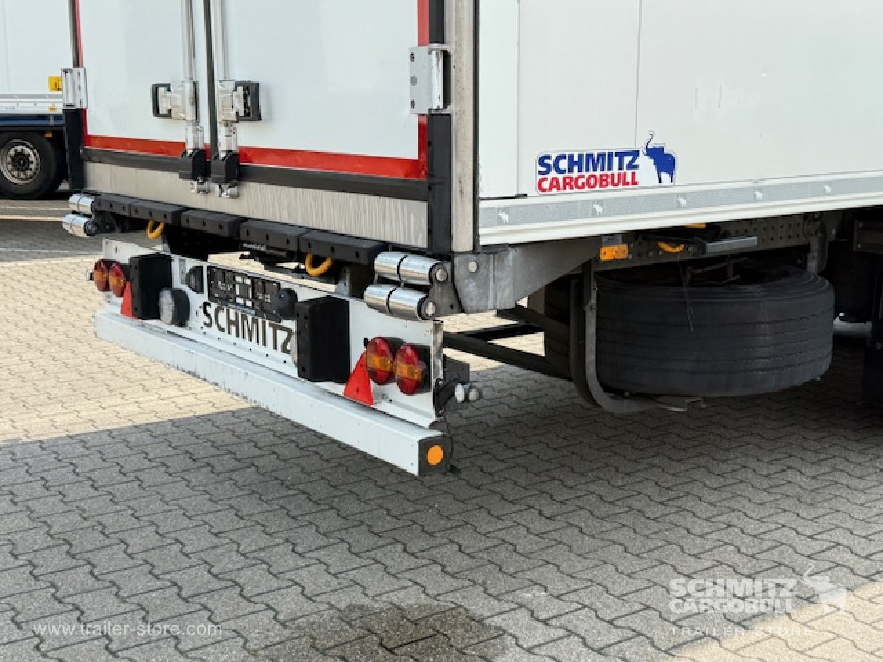 SCHMITZ Oplegger Vries Standard - Isothermal semi-trailer: picture 2 SCHMITZ Oplegger Vries Standard - Isothermal semi-trailer: picture 2