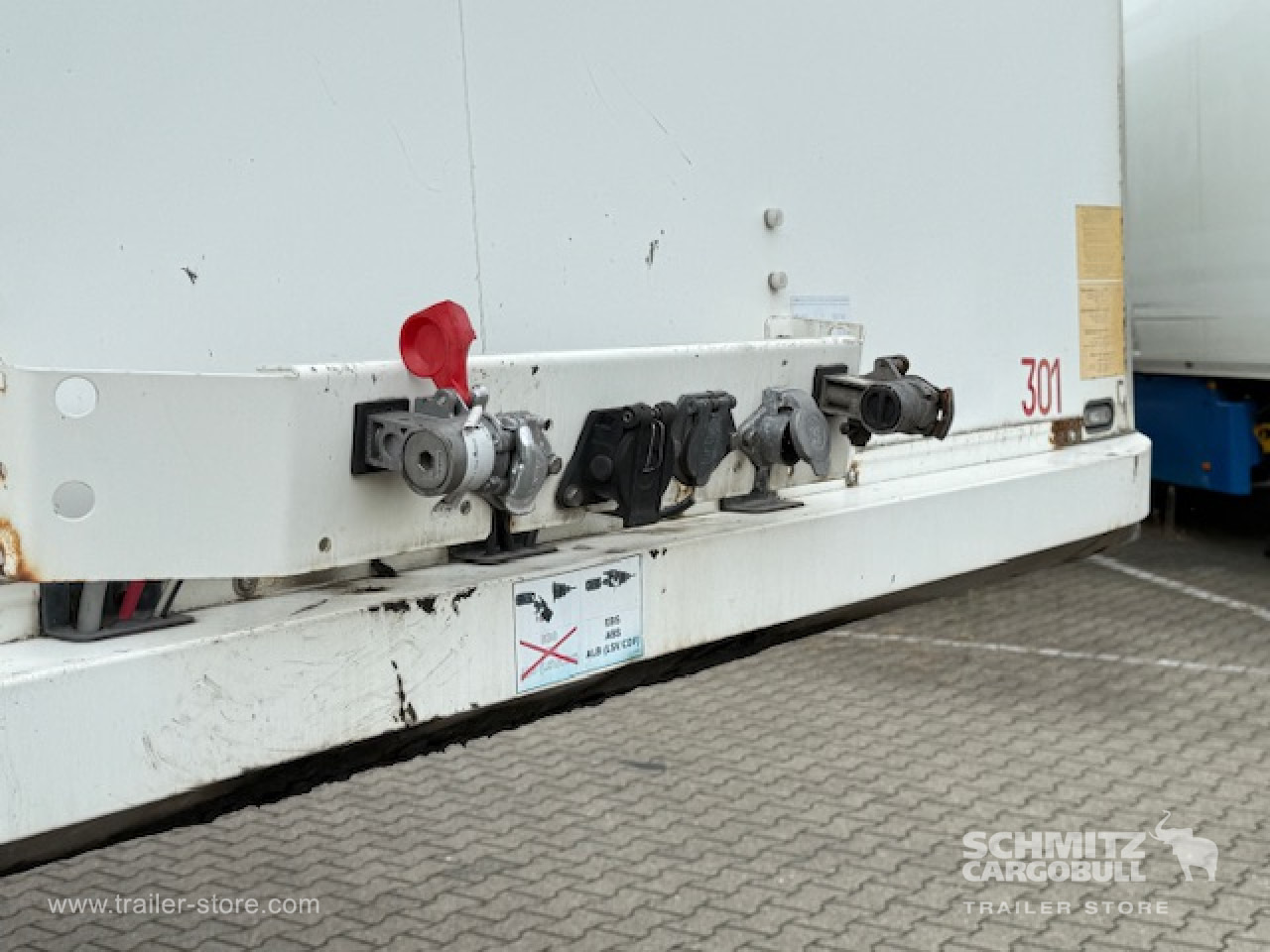 SCHMITZ Oplegger Vries Standard Taillift - Isothermal semi-trailer: picture 2 SCHMITZ Oplegger Vries Standard Taillift - Isothermal semi-trailer: picture 2