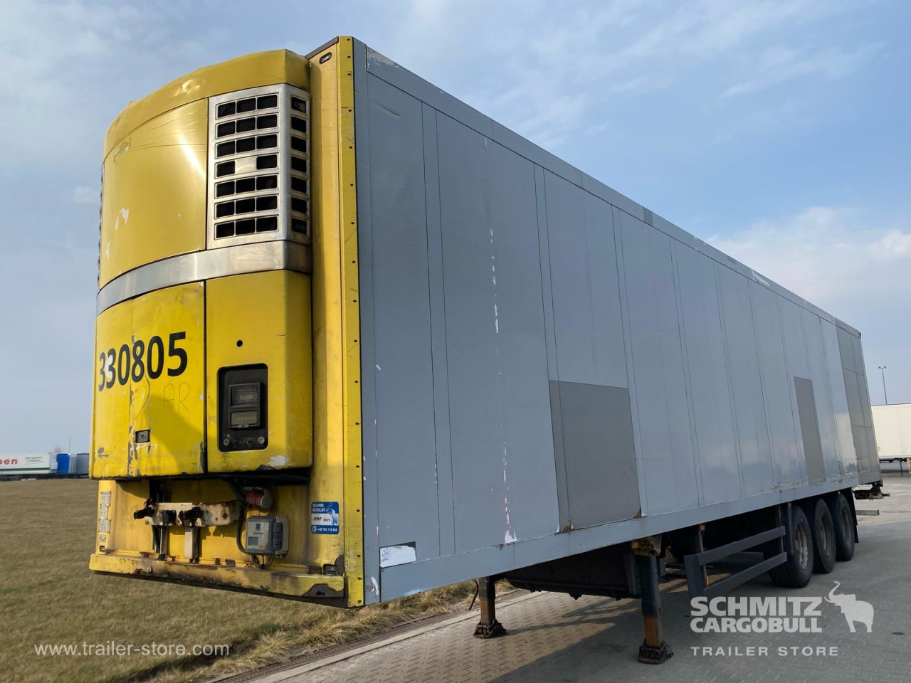 SCHMITZ Reefer Standard - Isothermal semi-trailer: picture 1 SCHMITZ Reefer Standard - Isothermal semi-trailer: picture 1