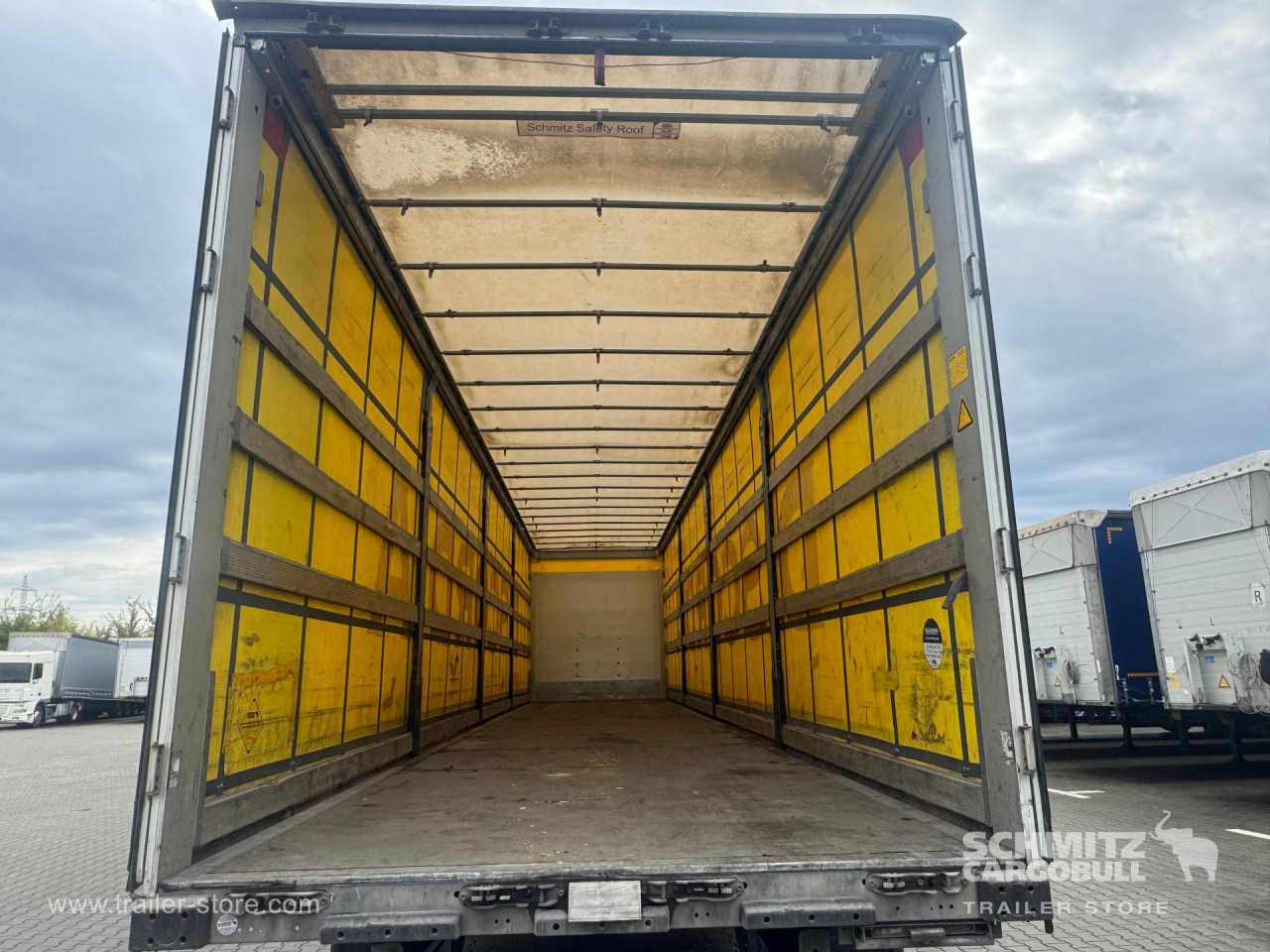 Curtainsider semi-trailer SCHMITZ Curtainsider Standard: picture 7 Curtainsider semi-trailer SCHMITZ Curtainsider Standard: picture 7