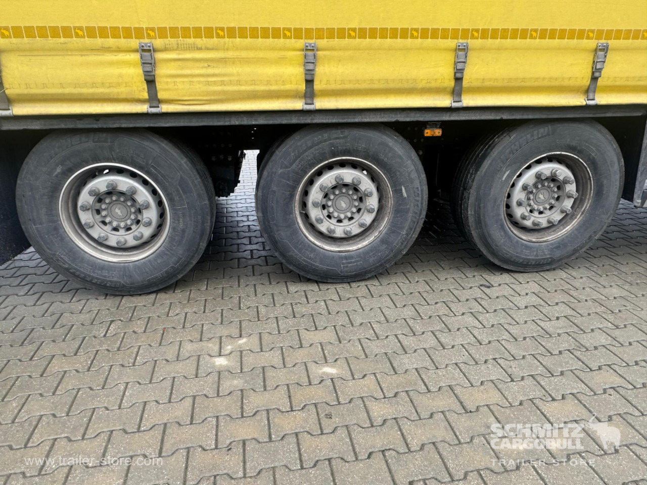 Curtainsider semi-trailer SCHMITZ Curtainsider Standard: picture 10 Curtainsider semi-trailer SCHMITZ Curtainsider Standard: picture 10