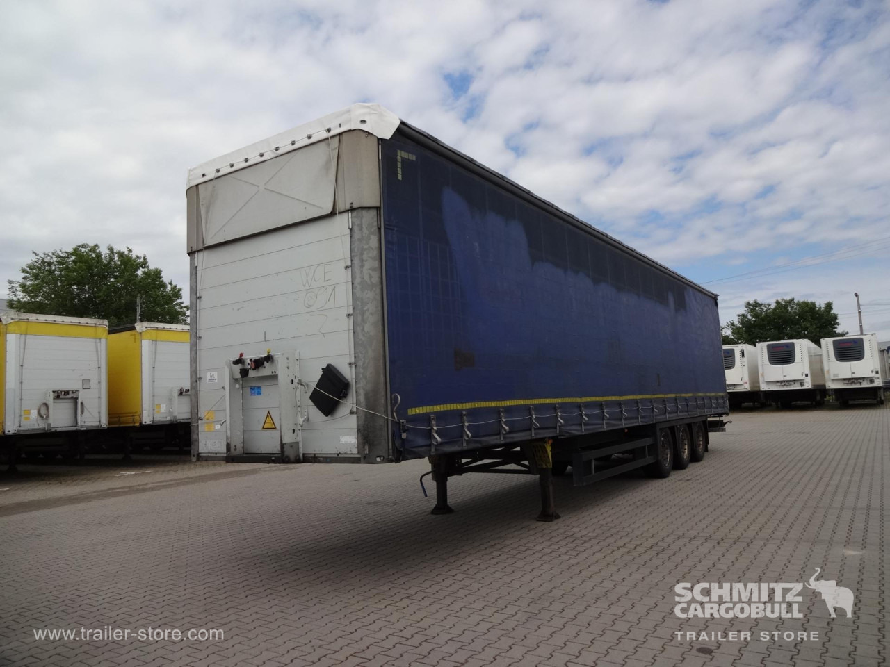 SCHMITZ Curtainsider Varios - Curtainsider semi-trailer: picture 1 SCHMITZ Curtainsider Varios - Curtainsider semi-trailer: picture 1