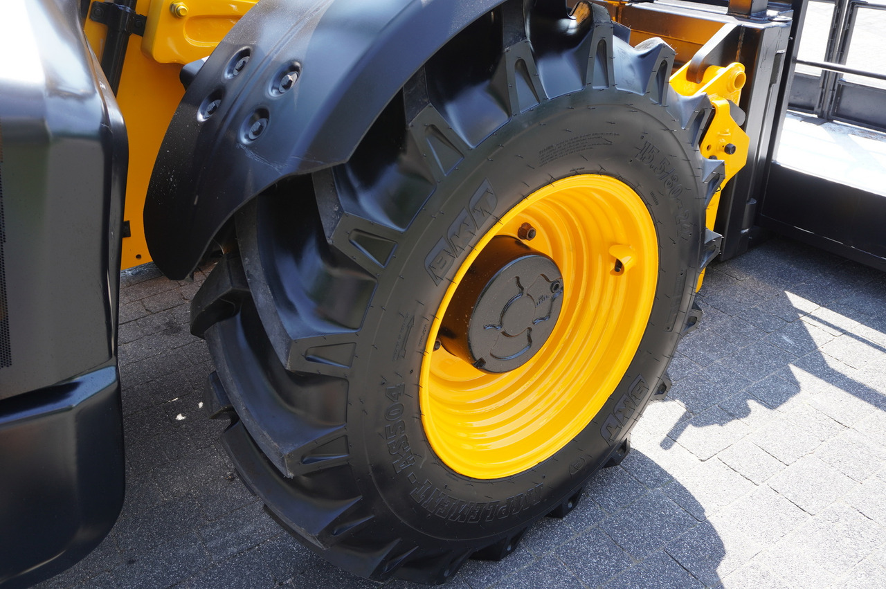 Leasing of JCB 535-95 / 3.5 T / range 9.5 m / joystick JCB 535-95 / 3.5 T / range 9.5 m / joystick: picture 21