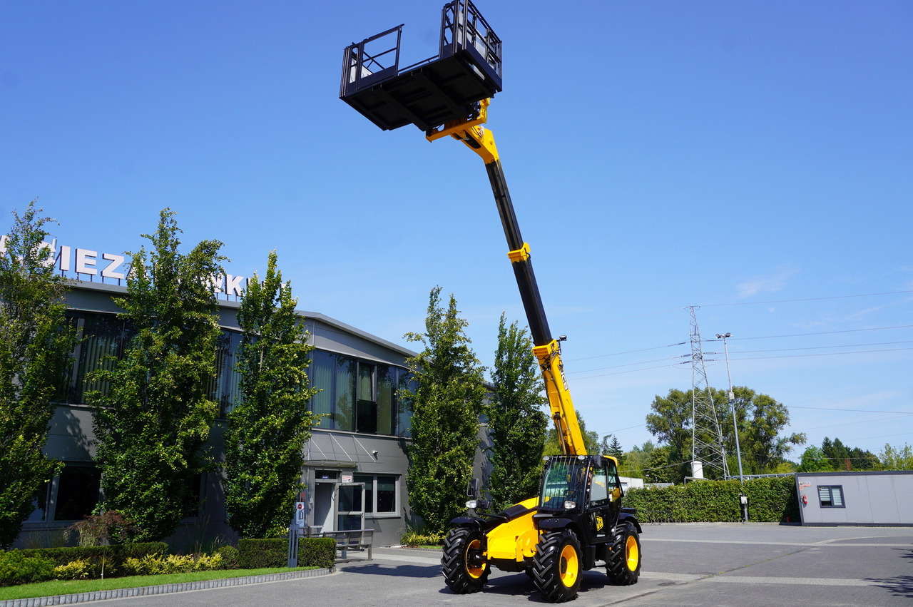Leasing of JCB 535-95 / 3.5 T / range 9.5 m / joystick JCB 535-95 / 3.5 T / range 9.5 m / joystick: picture 12