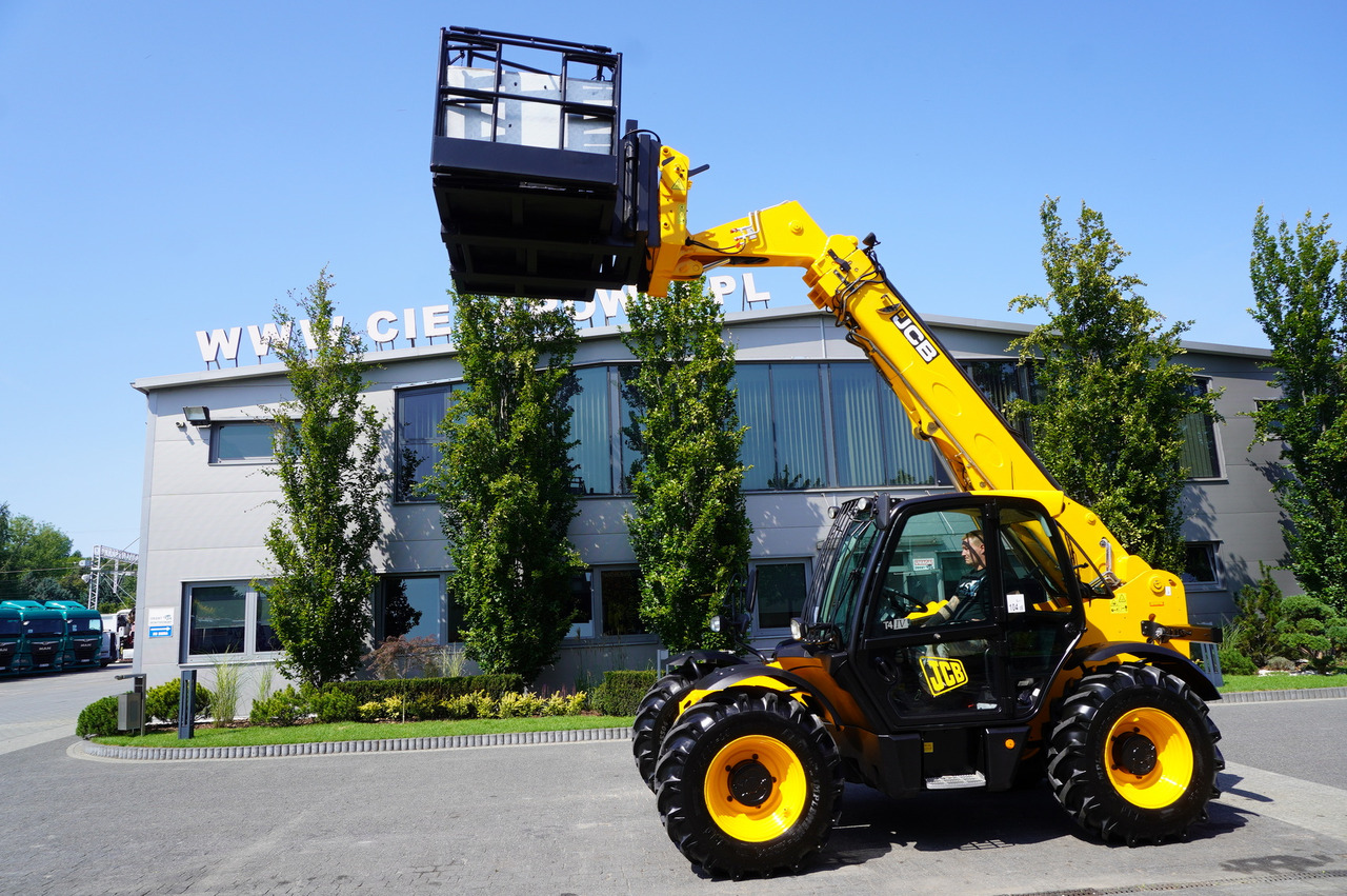 Leasing of JCB 535-95 / 3.5 T / range 9.5 m / joystick JCB 535-95 / 3.5 T / range 9.5 m / joystick: picture 14