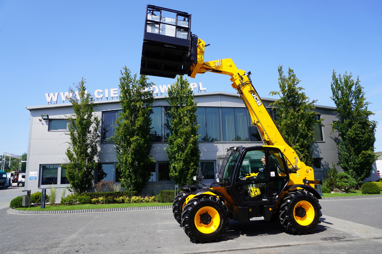 Leasing of JCB 535-95 / 3.5 T / range 9.5 m / joystick JCB 535-95 / 3.5 T / range 9.5 m / joystick: picture 9