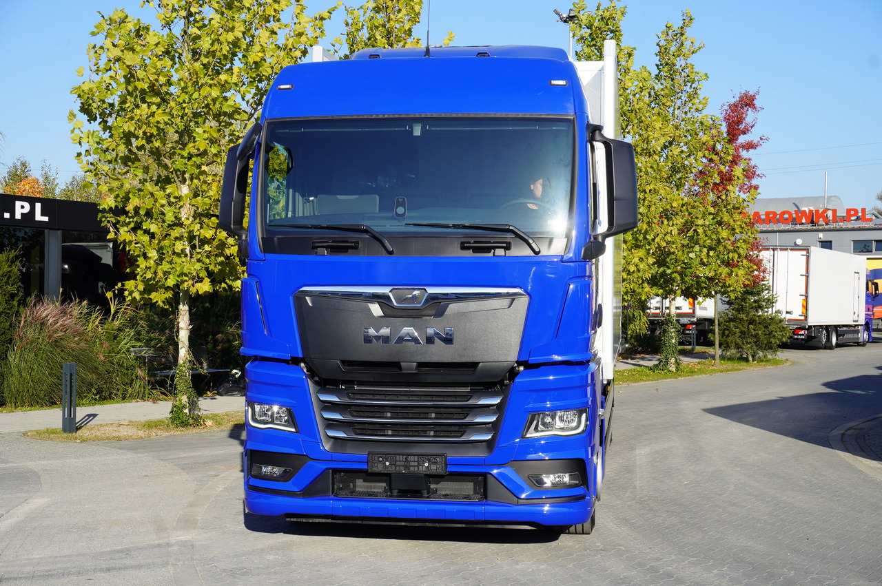 MAN New Refrigerator MAN TGX 26.400 / IGLOOCAR 23 pallets / Carrier Supra 1150 - Isothermal truck: picture 5 MAN New Refrigerator MAN TGX 26.400 / IGLOOCAR 23 pallets / Carrier Supra 1150 - Isothermal truck: picture 5