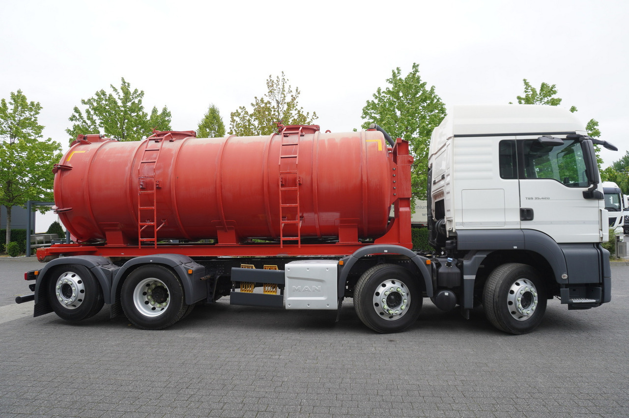 MAN TGS 35.420 8×2 / NEW septic barrel 13000 L / 3 steered axles - Tank truck: picture 5 MAN TGS 35.420 8×2 / NEW septic barrel 13000 L / 3 steered axles - Tank truck: picture 5