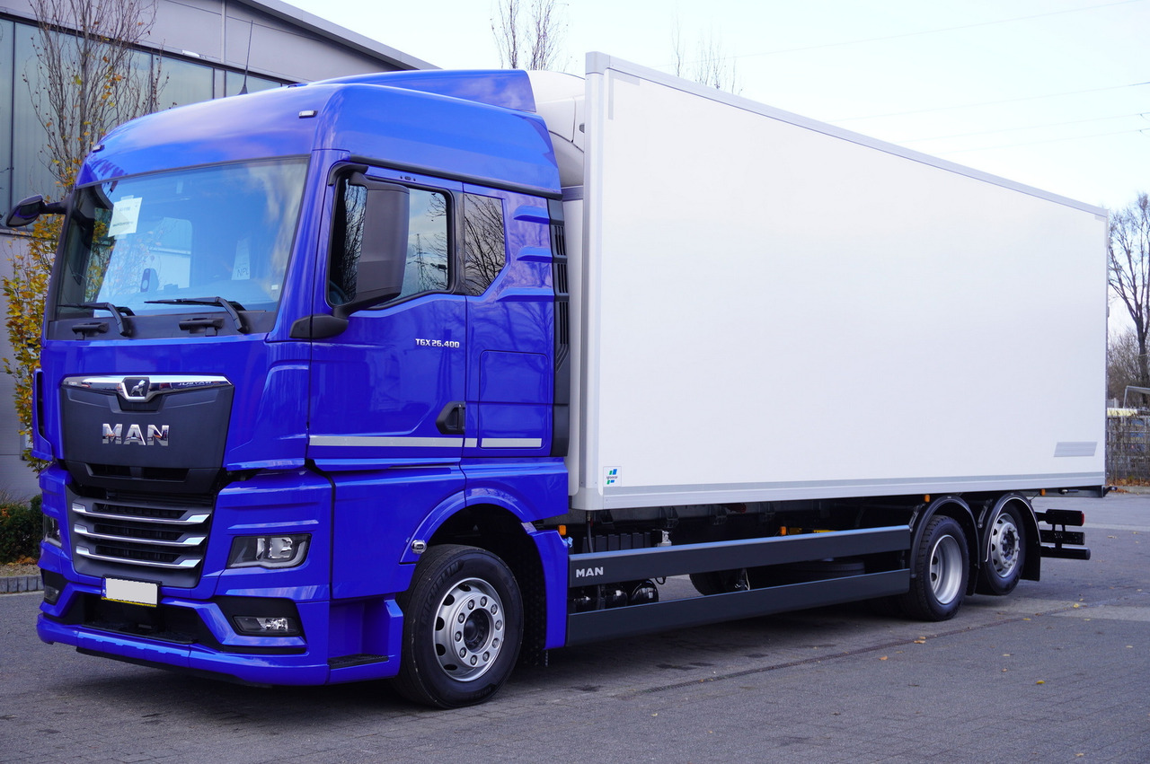 MAN TGX 26.400 / IGLOOCAR 20 pallets /  Carrier Supra 1250 Silent - Refrigerator truck: picture 2 MAN TGX 26.400 / IGLOOCAR 20 pallets /  Carrier Supra 1250 Silent - Refrigerator truck: picture 2